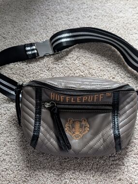 Danielle Nicole Hufflepuff Quilted Taupe Crossbody Belt Bag